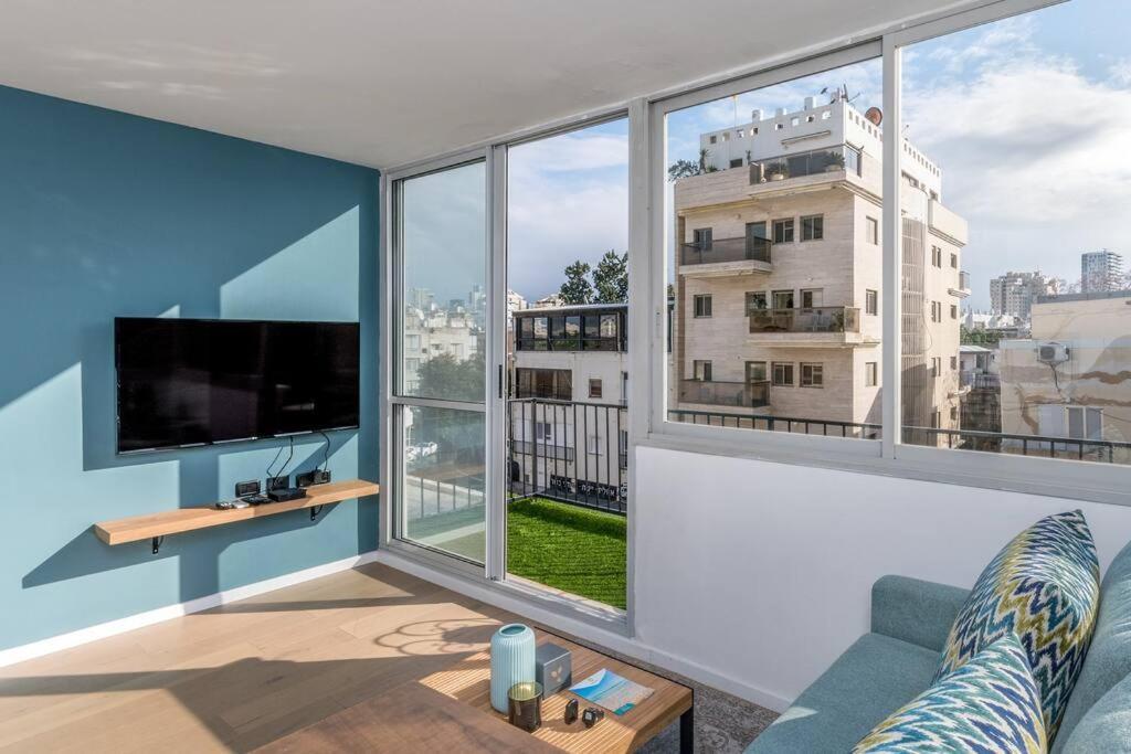 Yirmeyahou Suites By Sea U Tlv Тель-Авив Экстерьер фото