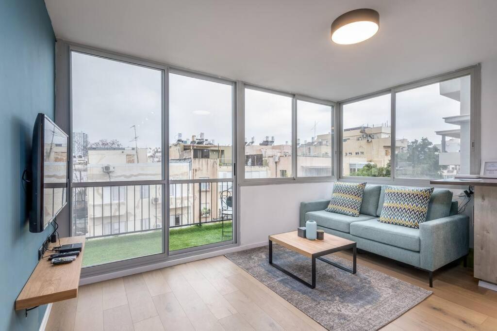 Yirmeyahou Suites By Sea U Tlv Тель-Авив Экстерьер фото